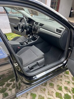 Škoda Superb 3 Panoráma 2.0tdi - 12