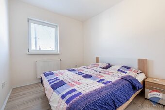 na predaj rodinný dom + podnikateľské priestory Nemšová - 12