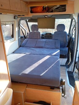 Obytná dodávka Mercedes Benz Sprinter 213 cdi - 12
