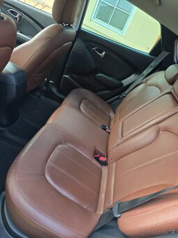 Hyundai ix35, 4x4 - 12