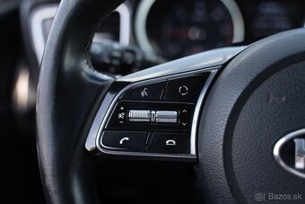 Kia Ceed SW 1.6 CRDi 136k First Edition, SK Pôvod / 2018 - 12