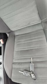 Volkswagen Touran,TDI,DSG,webasto,ťažné. - 12