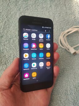 Samsung Galaxy A3 16GB - 12