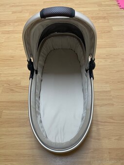 Detský kočiar EGG2 v 6-kombinácii - 12