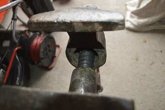 predam krasny stary kovacsky zverak - 12