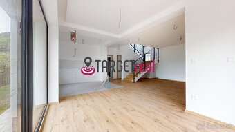 Na predaj, 5-izbový rodinný dom, Novostavba Horný Vadičov, T - 12