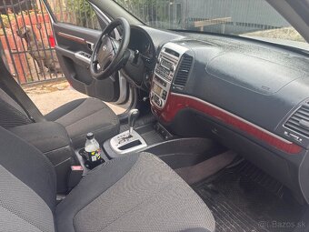 Predám zachovalý Hyundai Santa fe 4x4 - 12