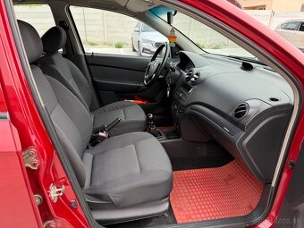 Chevrolet Aveo 1.4 16v Elite - 12