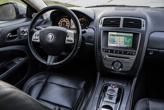 Jaguar XK 5.0 V8 Portfolio Coupé - 12