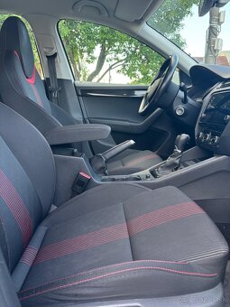 Škoda Octavia 1.6 TDI 115k Style DSG - 12
