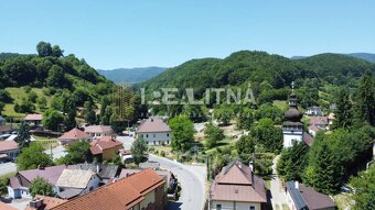 TRADIČNÝ DOM V SRDCI TAJOVA, 893 M2, TAJOV - 12