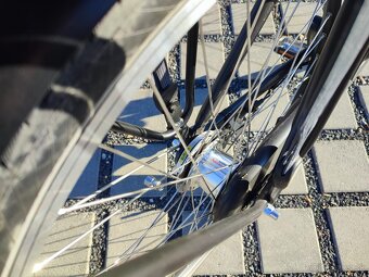 Cestný elektrický bicykel  Sundovall (Nemecko) 28' na preda - 12