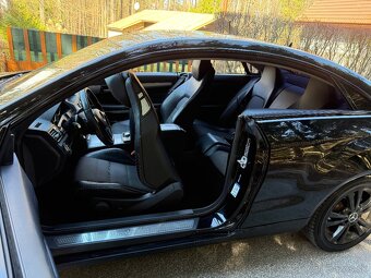 Mercedes E200 coupe - 12