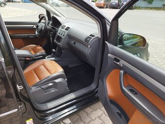 Volkswagen Touran 1.4tsi DSG. - 12