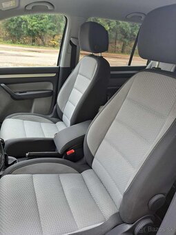 VW Touran Cross 1.6 TDI - 12