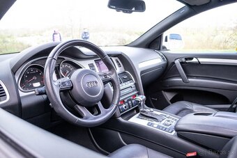 Audi Q7 3.0 Turbo Benzín Quattro 7Miest - 12