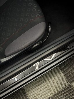 Mini Cooper Seven edícia - 12