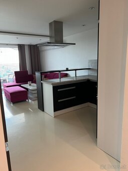 Prenájom 3 izbový byt Plato Levice - 12