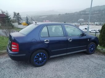 Škoda Fabia sedan - 12