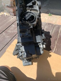 predni led svetlo xenon skoda scala leve levy - 12