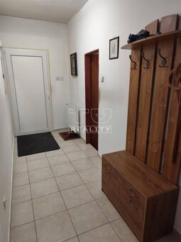 Rodinný dom v obci Láb pripravený na nasťahovanie - 12