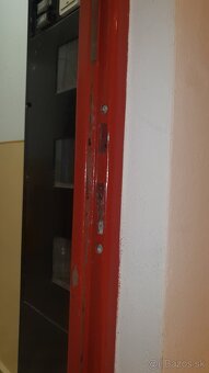 Bezpecnostne dvere - 12