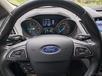 Predám SUV Ford Kuga 4x4 automat - 12