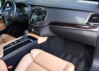 Volvo XC90 2,0D5 INSCRIPTION PANOR H/K 173 kw - 12