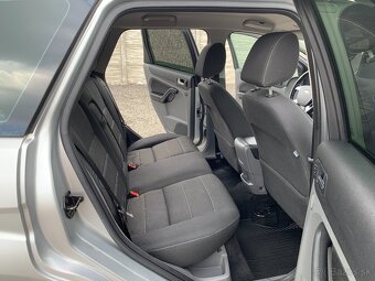 FORD FOCUS KOMBI 1.8 16V DURATEC TITANIUM SR - 12