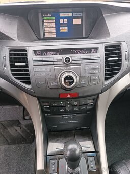 HONDA ACCORD 2.2 DIESEL PLNÁ VÝBAVA - 12