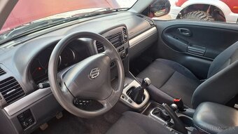 Suzuki grand vitara facelift 2.0i 94kw - 12