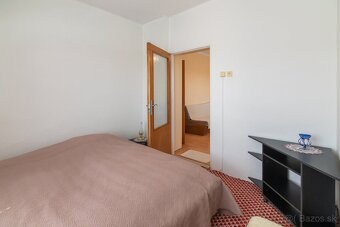 RODINNÝ DOM –NEMČIŇANY, OKR. ZLATÉ MORAVCE – 800M2 POZEMOK - 12