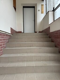 Útulný 5- izbový rodinný domček pod lesom- Skvelá Ponuka. - 12