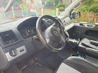 Volkswagen Multivan - 12