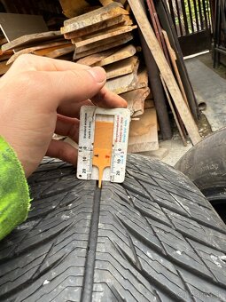 255/45 R20 Michelin Pilot Alpin 5 SUV zimne pneu - 12