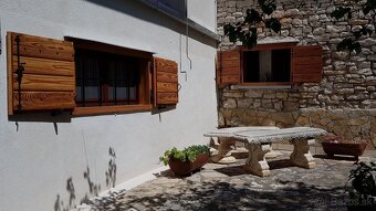Trogir, Seget Vranjica – Vila s 3 apartmánmi - 12