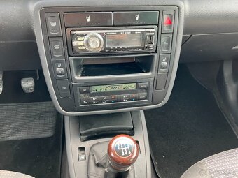 Seat Alhambra 1.9 TDi 96kw 6 rychlostí 7 míst - 12