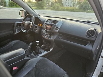 Toyota Rav4 D-4D 4x4 = 187243km , Bez korozie, Top Stav= - 12