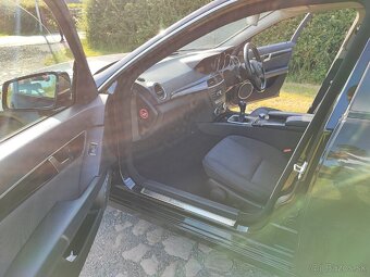 Rozpredám Mercedes C 220 cdi Avantgard Facelift w204 - 12
