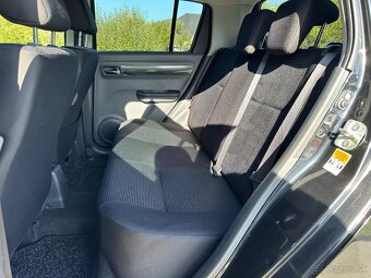 Suzuki Swift 1.3 GL 4x4 - 12