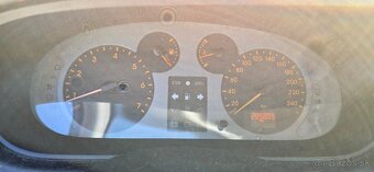 Renault Scenic 1.9 TDI 2002 - 12