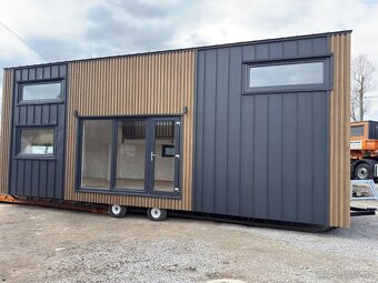 Tiny house skladom - dostupný hned, rozmer 8x3 - 12