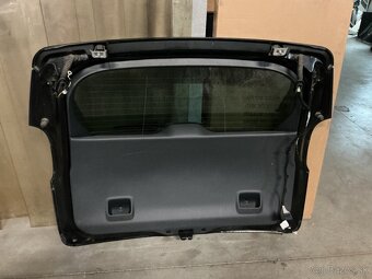 Peugeot 5008 - prodej dveří. - 12