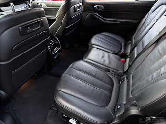 BMW X7 xDrive 40i mHEV A/T - 12