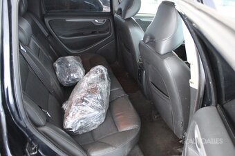 Volvo V70 2,5 T + LPG 154 kW AWD - 12
