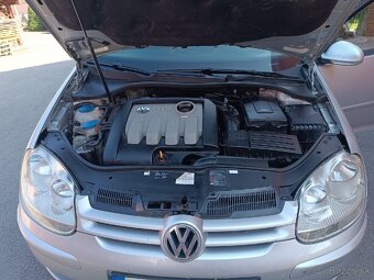 Volkswagen Golf5 1.9 TDI 77 kw - 12