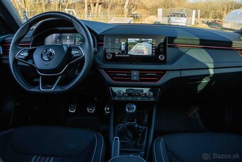 Škoda Kamiq 1.5 TSI Monte Carlo - 12
