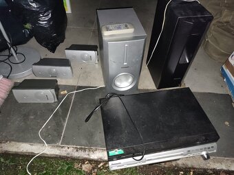 Dvd 4 x, domáce kino Panasonic,2x Subwoofer Panasonic - 12
