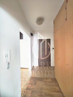 2 izbový byt s 2 loggiami na ulici Pribišova - Dlhé diely - 12