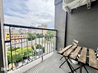 Praktický 1-izbový byt s loggiou a parkovaním pri Draždiaku - 12